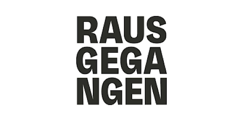 r Logo