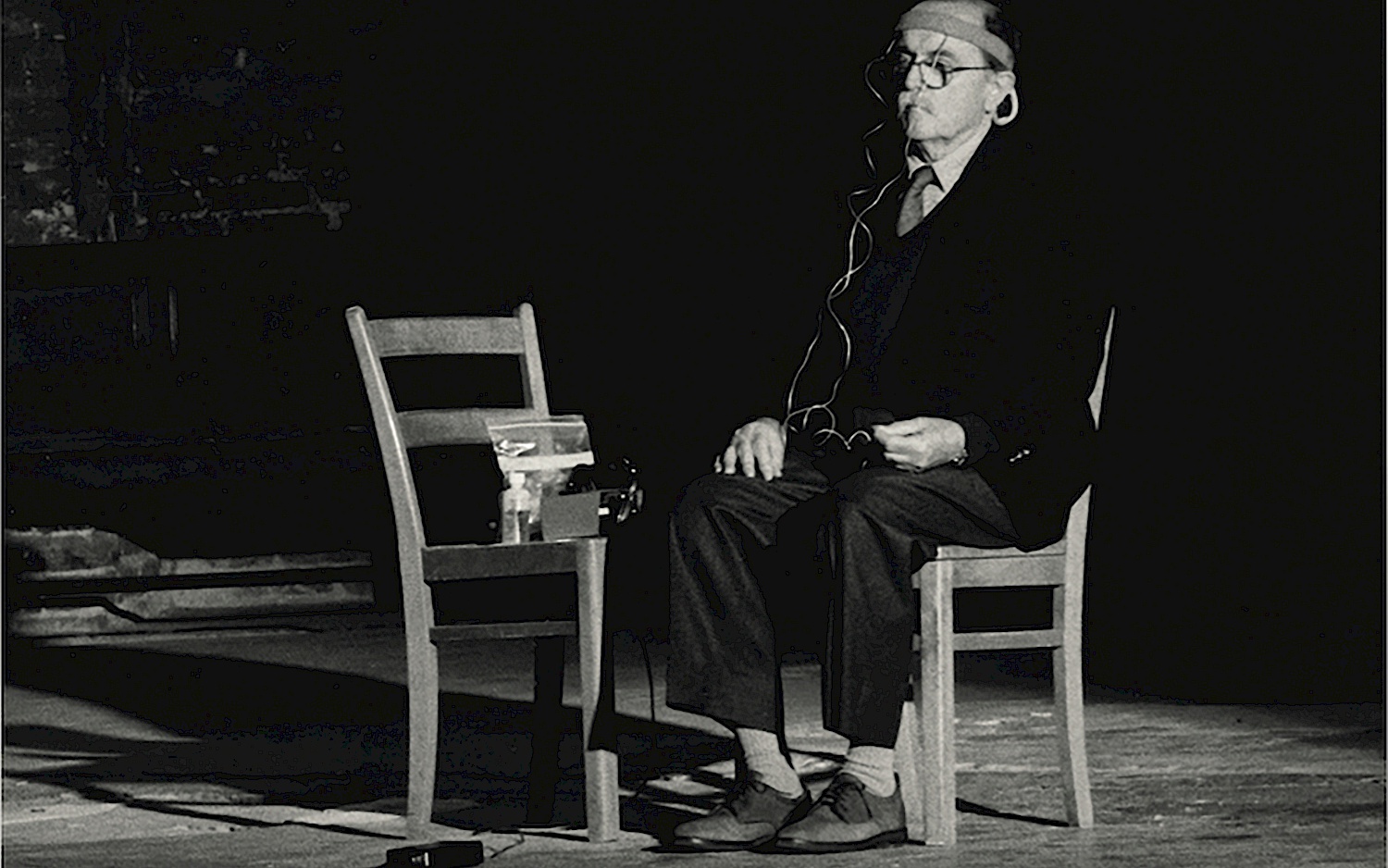 Alvin Lucier 1999 in der Parochialkirche in Berlin